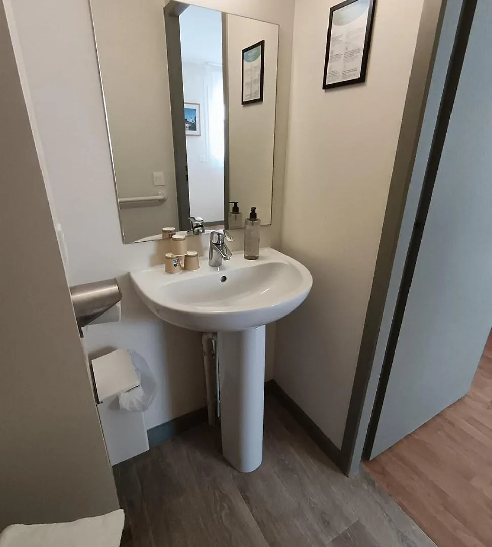 Centre Jean Xxiii Hotel Annecy 2*,  France